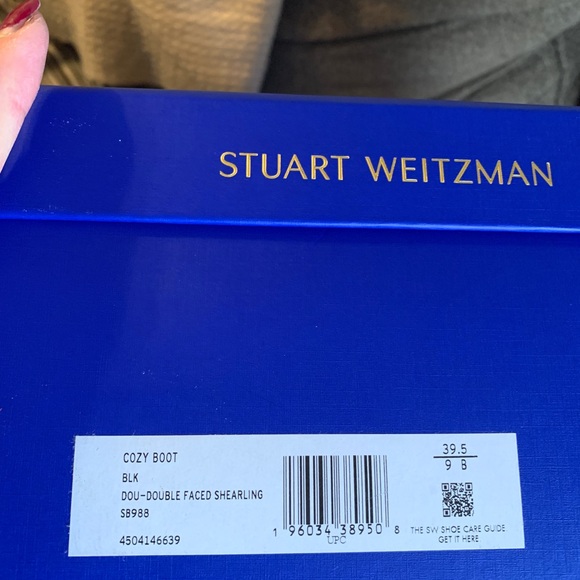 Authentic STUART WEITZMAN SOFT Genuine Shearling 10"H cozy boots - Picture 7 of 15